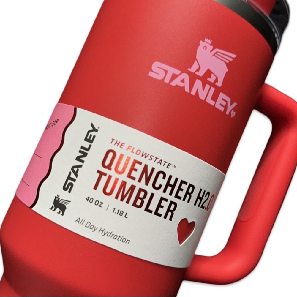 Stanley 40oz - LIMITED EDITION: Valentine’s Day❤️